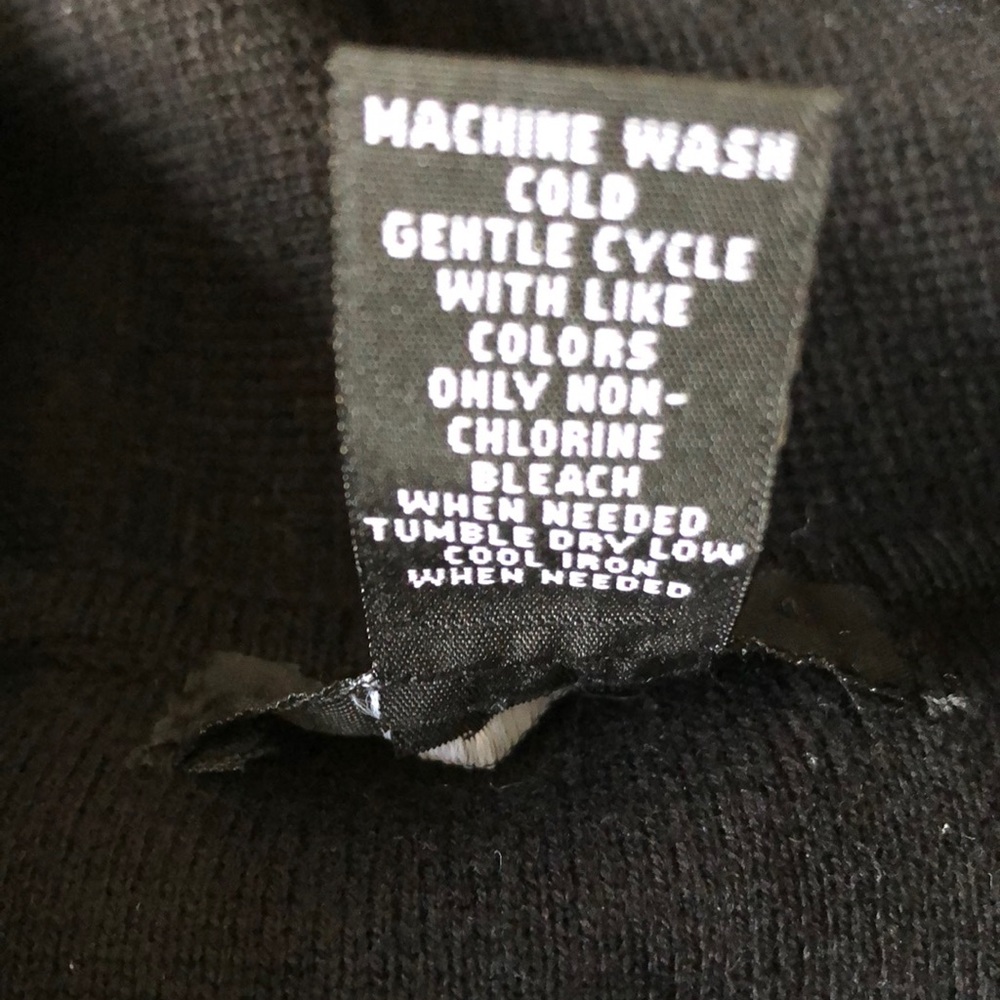 Sweater - Picture 5 of 5